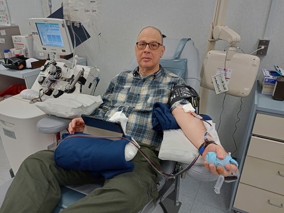 Me, @nitpicking@mstdn.party, donating a double unit of platelets at the Melville, NY Donor Center on April 31, 2024.